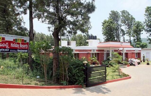 Holiday Inn Vihar, Araku Valley 5